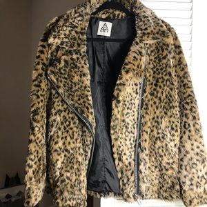 UNIF Donna Leopard Coat - Size M (Medium)